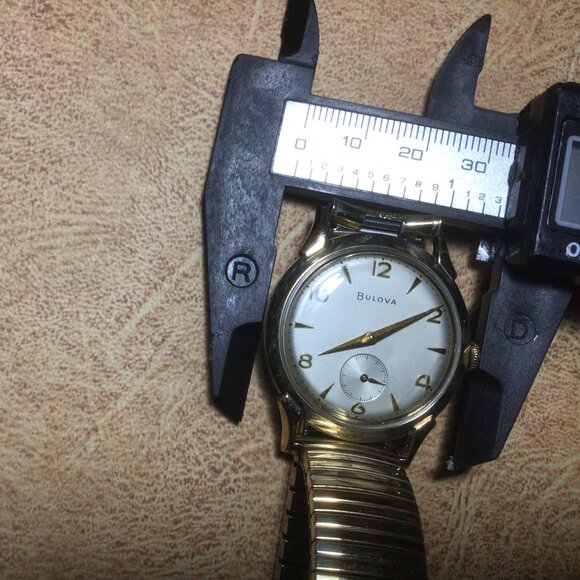 Bulova Vintage Gold Watch Automatic In Good Working Condition - Picture 14 of 15